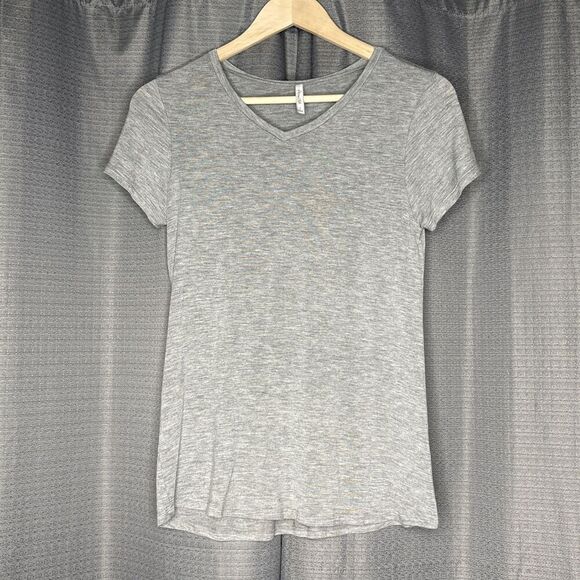 Active USA V-Neck Tshirt Women's Size Small Gray - Picture 1 of 5
